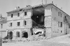 Kraljevici-1944.-i-1945.g.-Na-mjestu-danasnje-pizzerie-Porto-Re